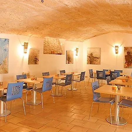 Fornalutx Petit Hotel - Bed & Breakfast 