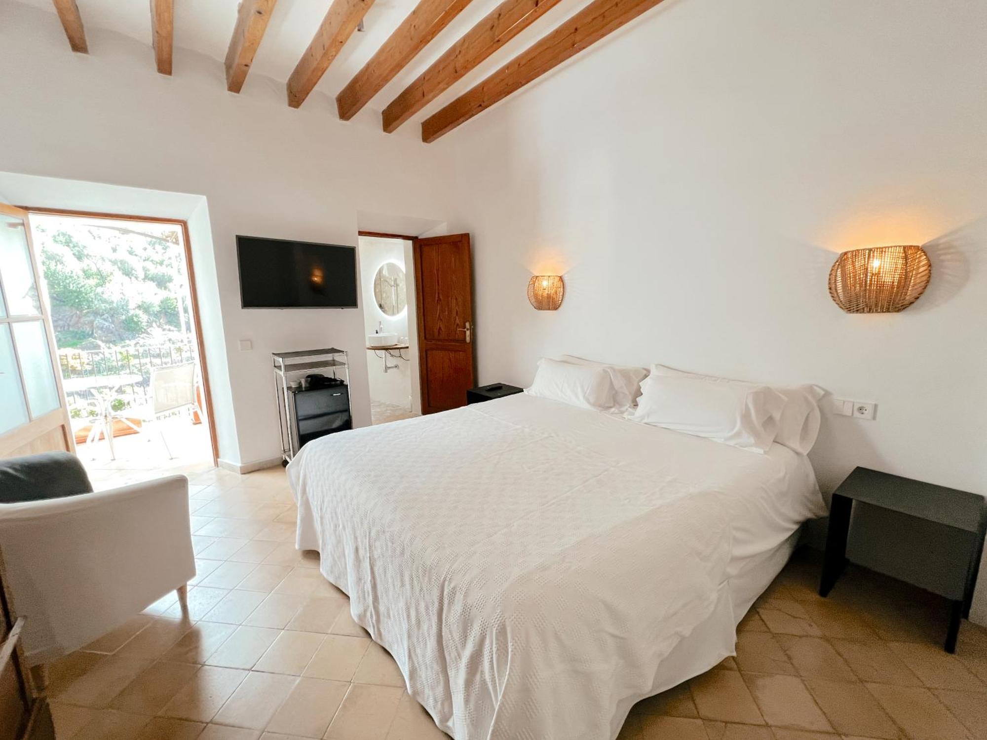 Petit - Bed & Breakfast Hotel
